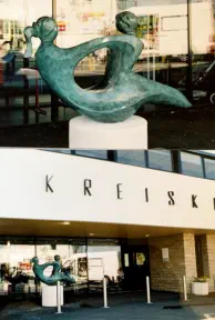 eu d'Enfant - Sculpture Monumentale en bronze - COUQUEBERG